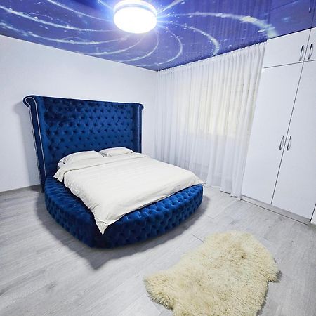 Blue Apartament Brăila エクステリア 写真